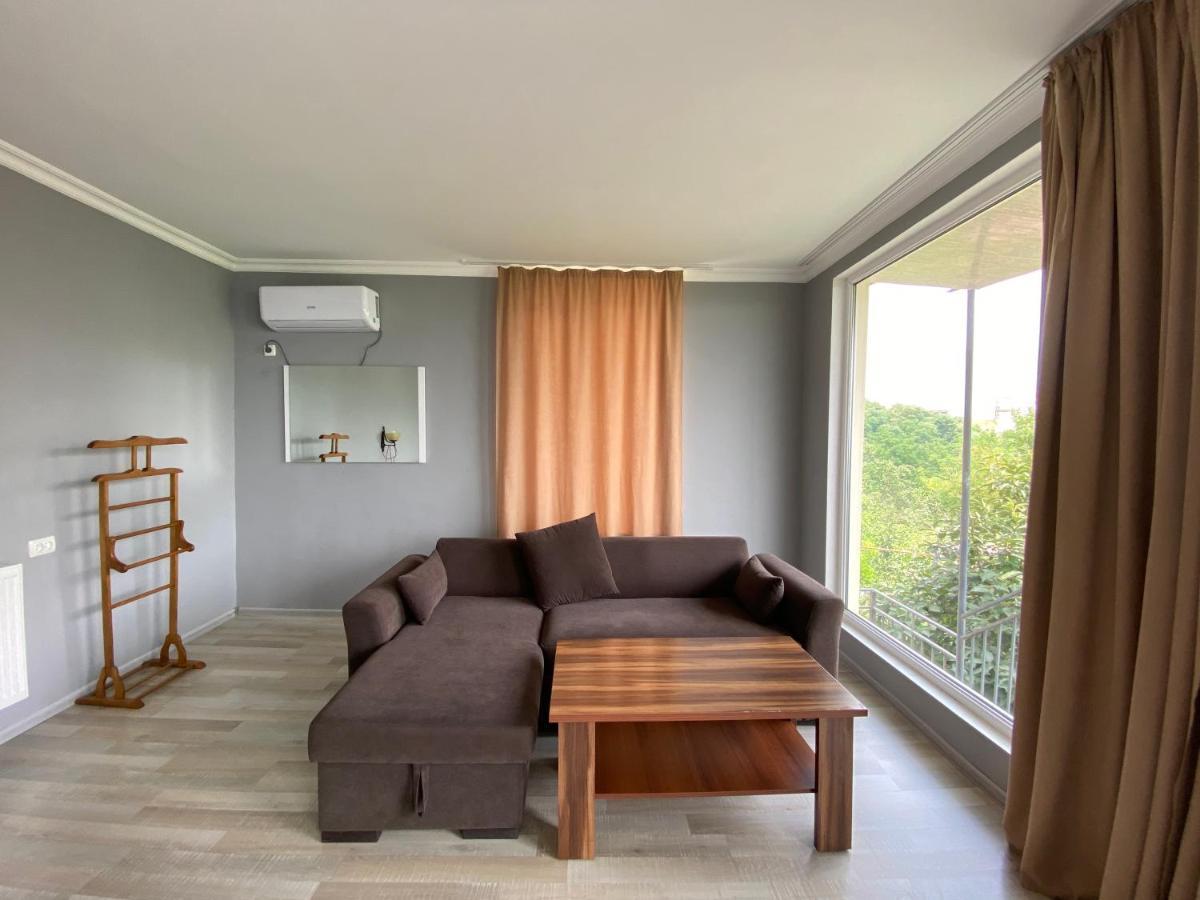 Lia'S Guest House ซิคนาคี ภายนอก รูปภาพ